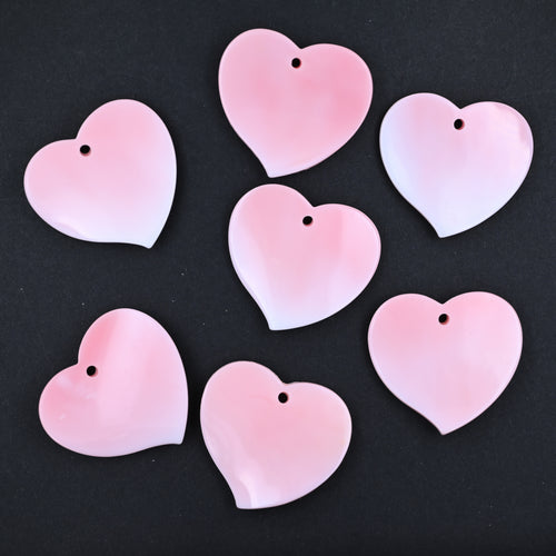 Nature 32 mm Queen conch heart pendant ,pink queen shell penant