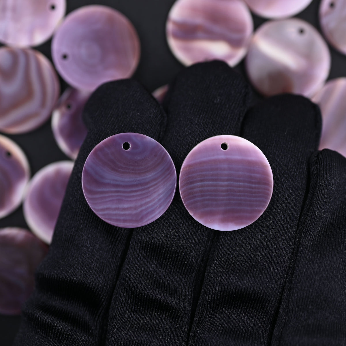 Wampum quahog coin shape round pendant ,20 mm circle purple shell pendant
