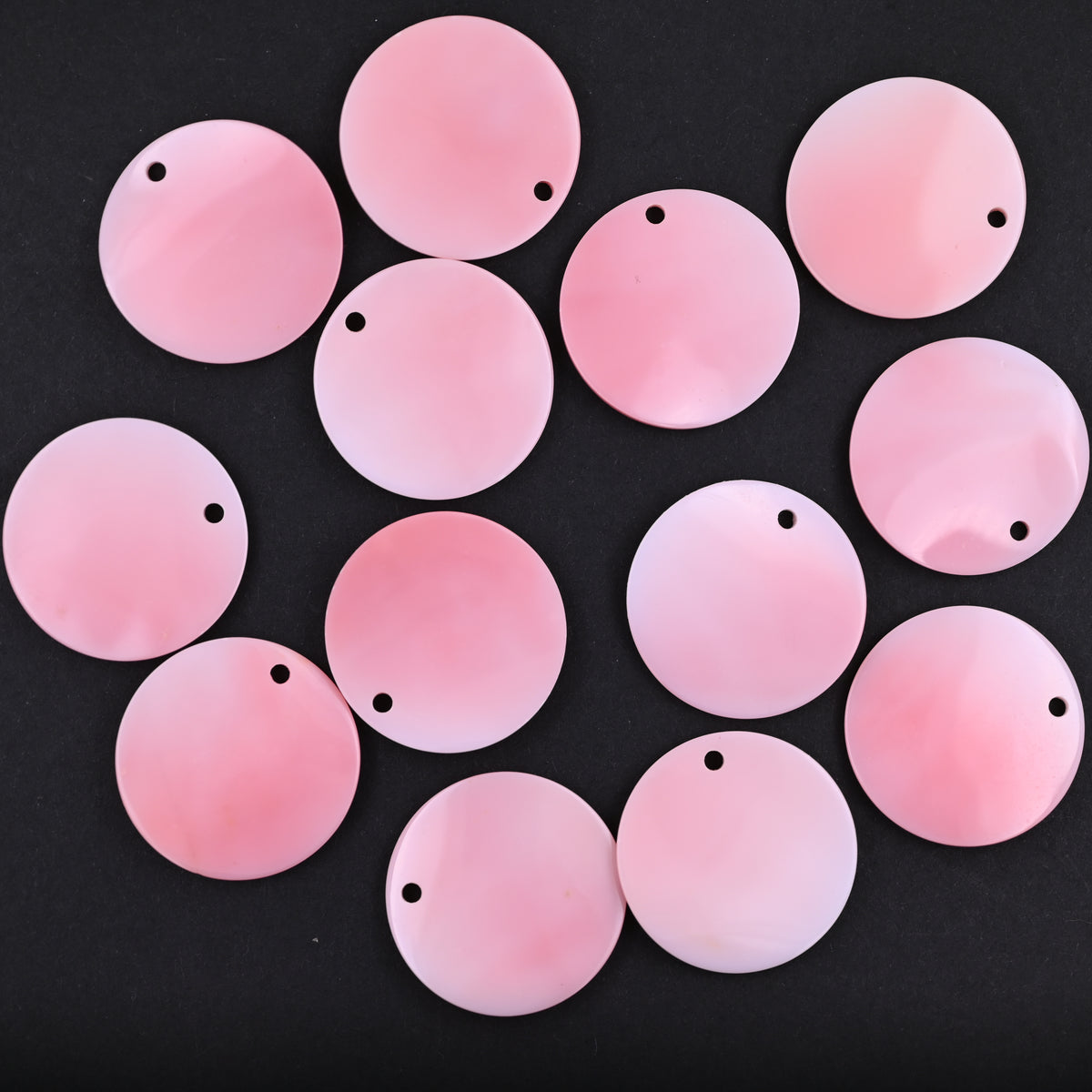Nature round circle pink queen conch pendant - 25 mm