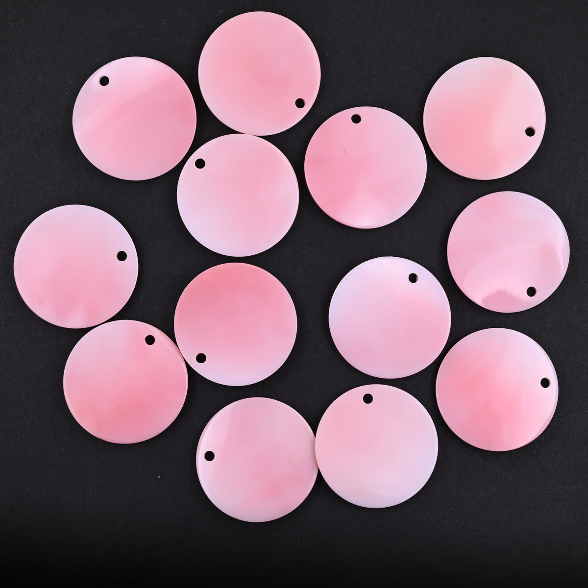 Nature round circle pink queen conch pendant - 25 mm