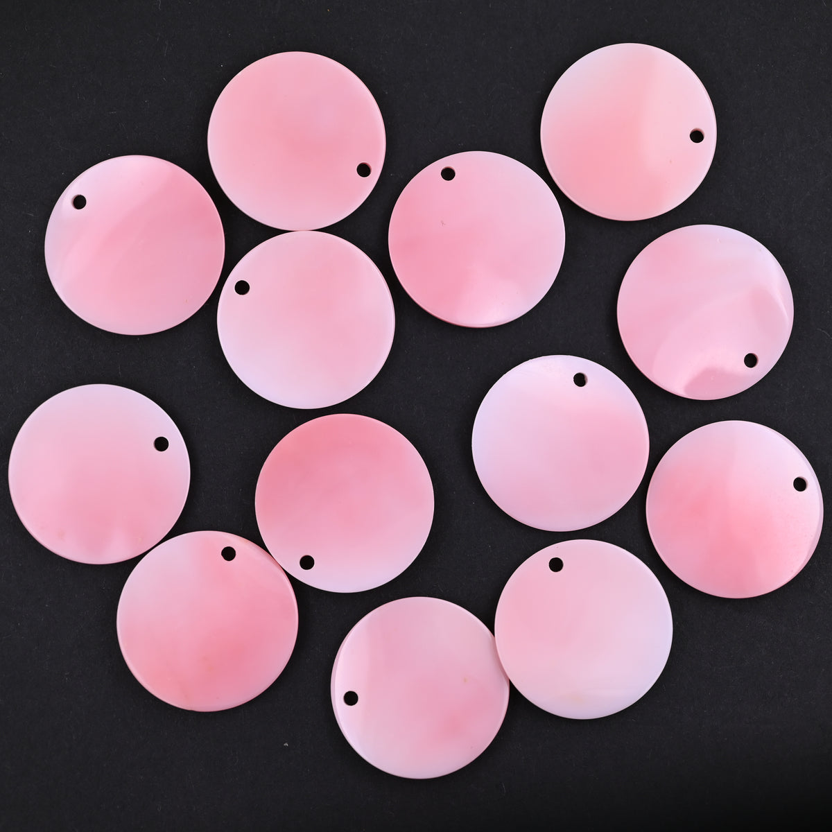 Nature round circle pink queen conch pendant - 25 mm